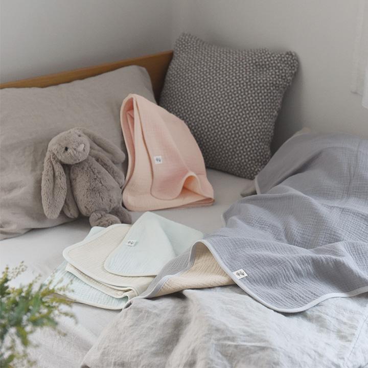 4重 ガーゼブランケット 綿100％ ベビーブランケット 夏 抱っこ紐 ケープ ベビーカー ひざ掛け 出産祝い kukka ja puu クッカヤプー【2/19追加】 | kukka ja puu | 01