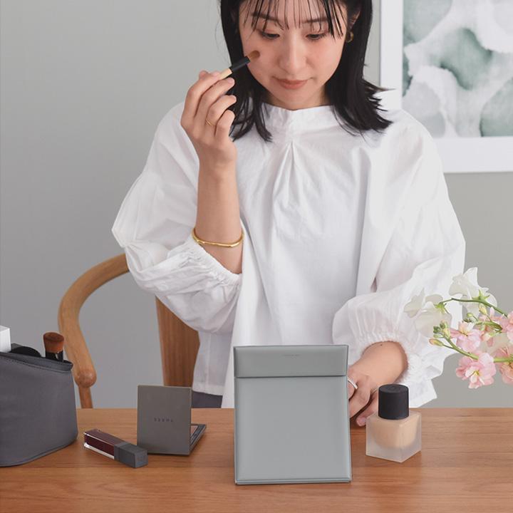 bon moment（ボンモマン） 鏡 卓上 ミラー おしゃれ 折りたたみ M