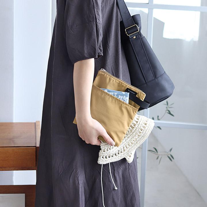 【ぽっきり1000円】薄型 保冷ミニポーチ ポーチ 保冷ポーチ アイスリングポーチ クールリング ケース 縦型 薄型 bon moment ボンモマン |  | 19