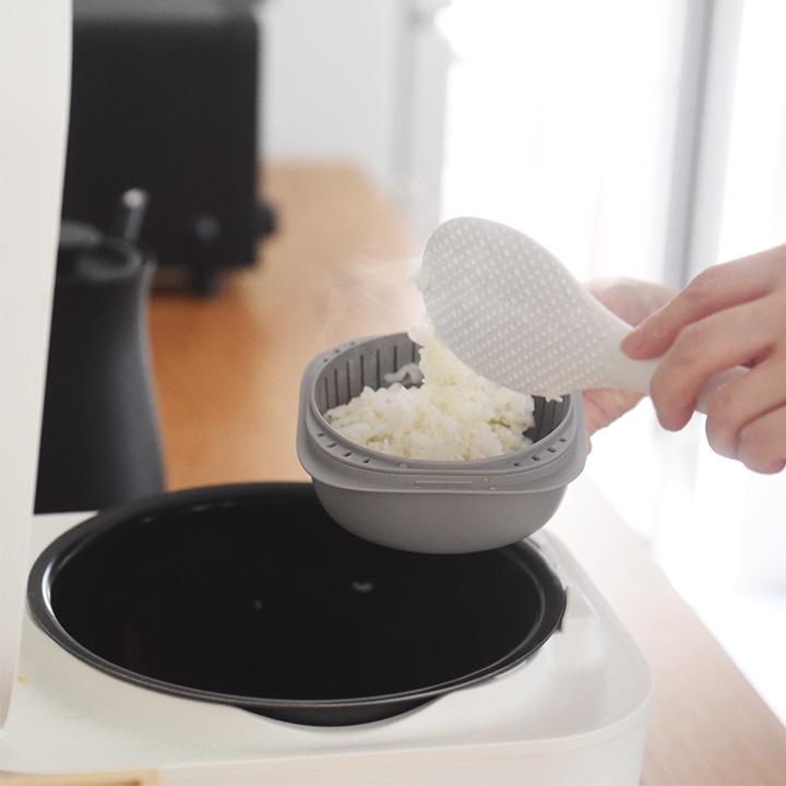 蒸気であたためる冷凍ごはん容器 2個組／ライクイット |  | 01