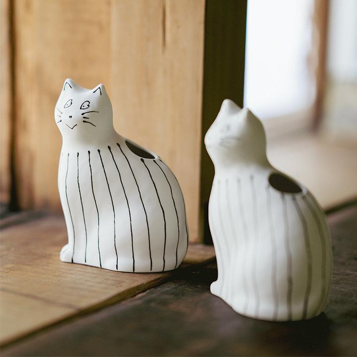子猫の花器 フラワーベース 波佐見焼 おしゃれ 北欧 陶器 花瓶
