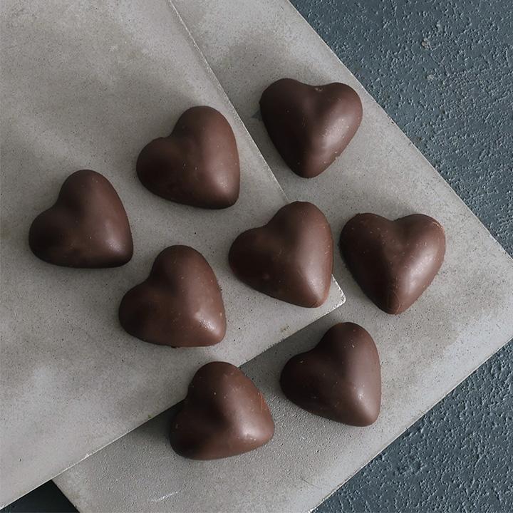 マシュマロハーツ ギフトボックス6個 CEMOI セモア yrh バレンタイン ギフト 2026 チョコ ばらまき |  | 05