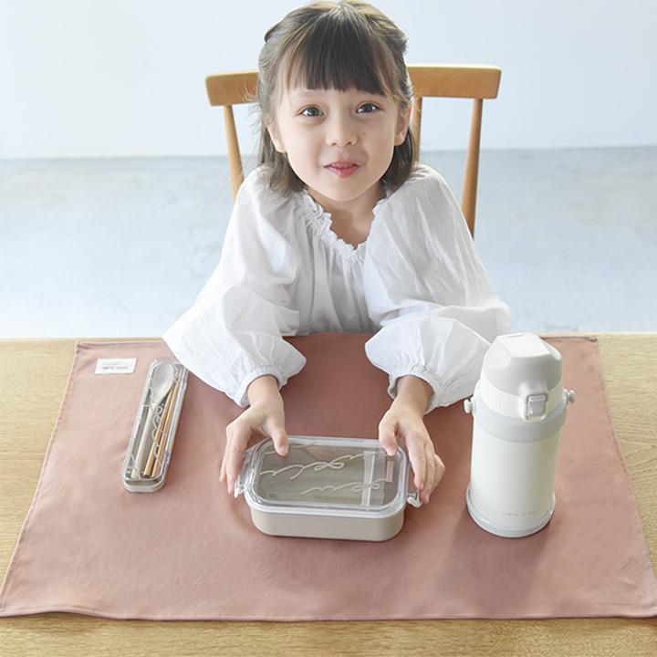 シワになりにくい ランチョンマット 40×60cm 2枚セット 撥水 女の子 男の子 小学生／kukka ja puu クッカヤプー | kukka ja puu | 01