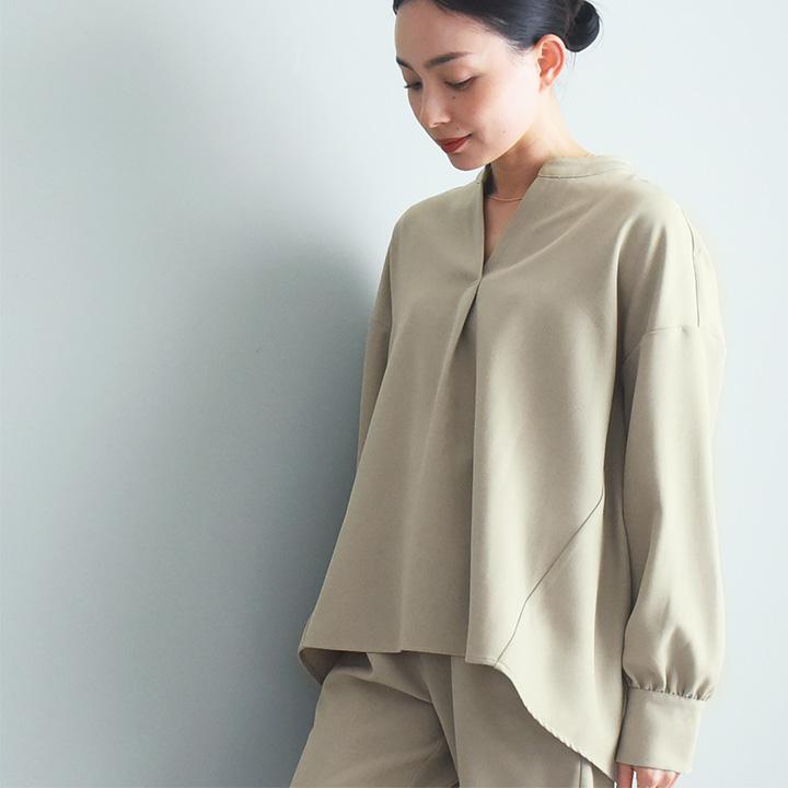 楽ちんケア スキッパーネック ブラウス【セットアップ対応】／kauliina