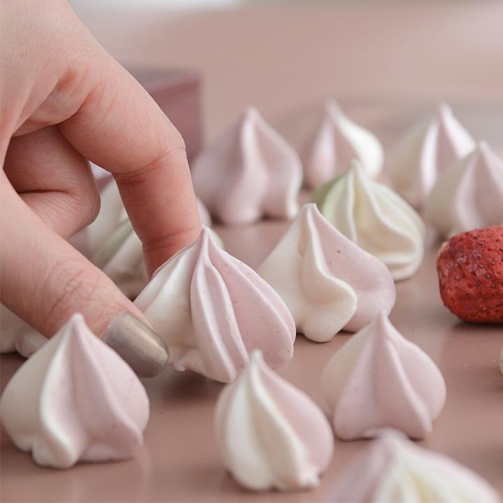 春が色めく やさしい甘さのメレンゲクッキー／Rainbow Food プチギフト