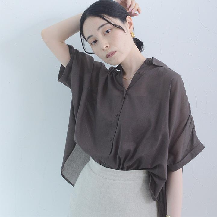軽やかシアーで涼しい ネックギャザー シャツブラウス 撥水／kauliina
