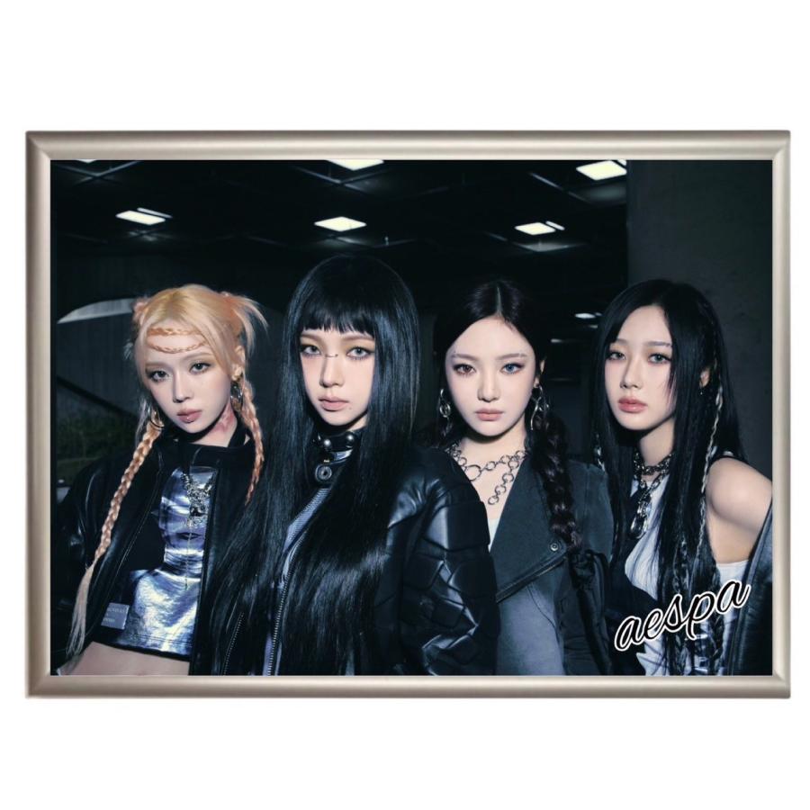 aespa 直筆サイン入り　ポスター　A4サイズ Yahoo!オークション - ニンニン (aespa) 直筆サイン入り・「2023