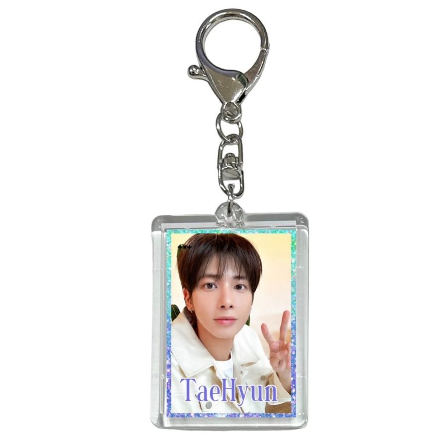 新生活 ジョングク Bts 写真入り キーホルダー 韓流 グッズ Js034 1 Wantannas Go Id