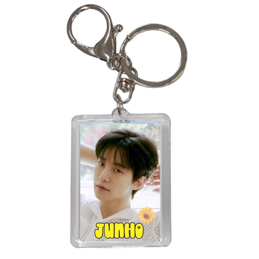 ジュノ 2PM 両面 写真入り キーホルダー 韓流 グッズ js037-1