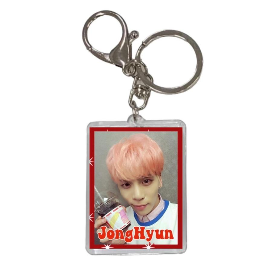 SHINee ジョンヒョン グッズ ジョンヒョン SHINee シャイニー 両面 写真入り キーホルダー 韓流