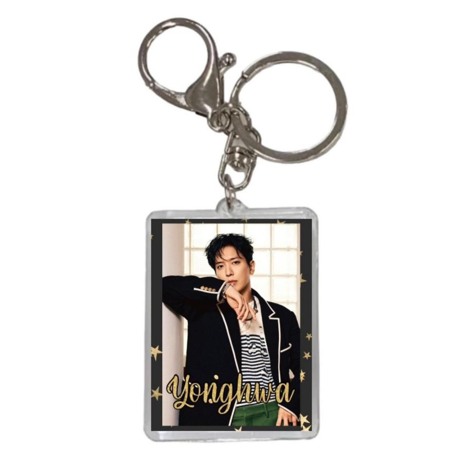 ヨンファ CNBLUE シーエヌブルー 両面 写真入り キーホルダー 韓流