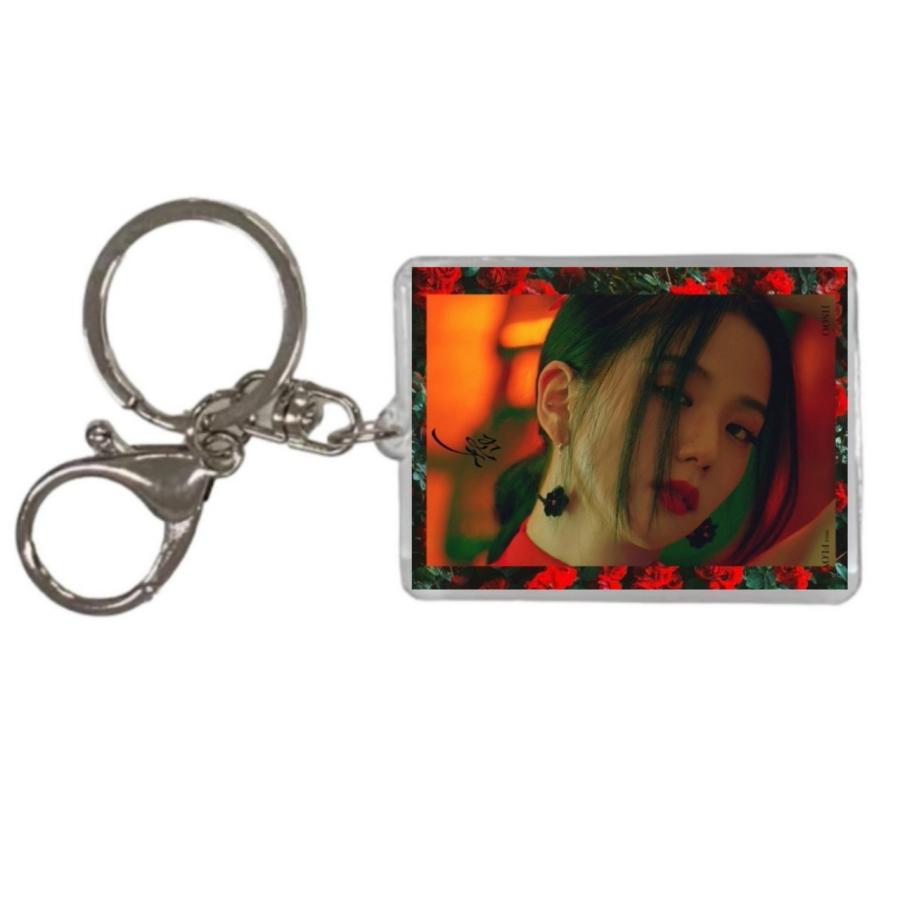 ジス BLACKPINK ブラックピンク 両面 写真入り キーホルダー 韓流