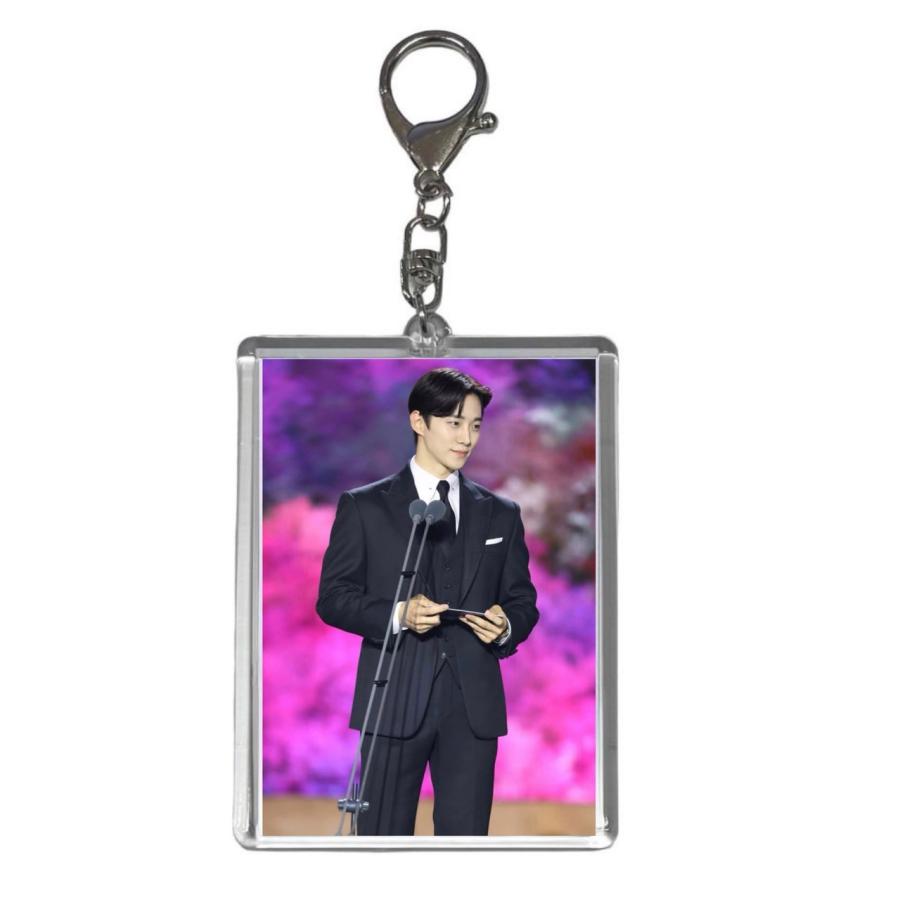 こ*る様 2PM ジュノ アクリルキーホルダー ジュノ 2PM トレカサイズ 写真入り キーホルダー 韓流 グッズ jv037-12