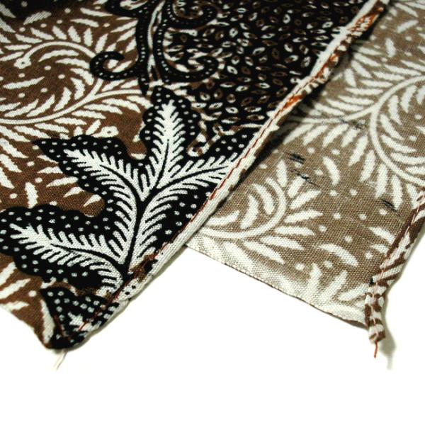 バティック ソロ ジャワ 更紗 プリント グレー系 エスニック柄