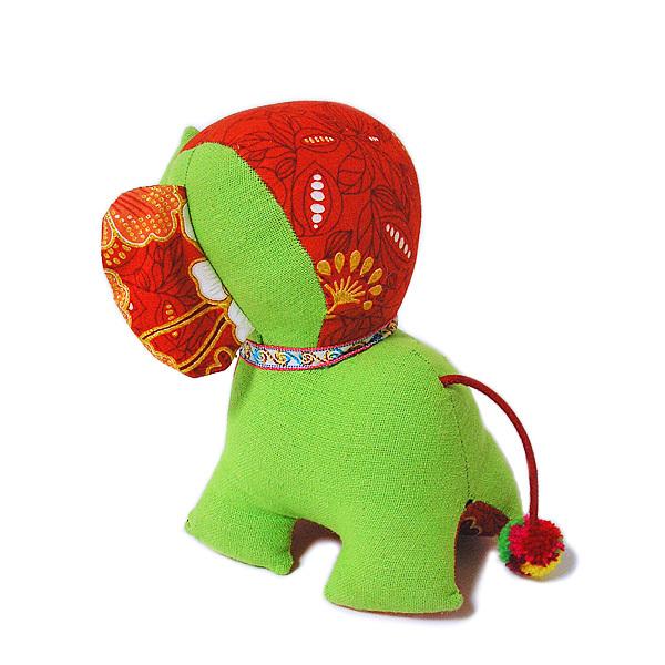 エスニック柄 ゾウさんのぬいぐるみ Yellow-Green ゾウ エスニック柄 ゾウさんのぬいぐるみ Yellow-Green ゾウ