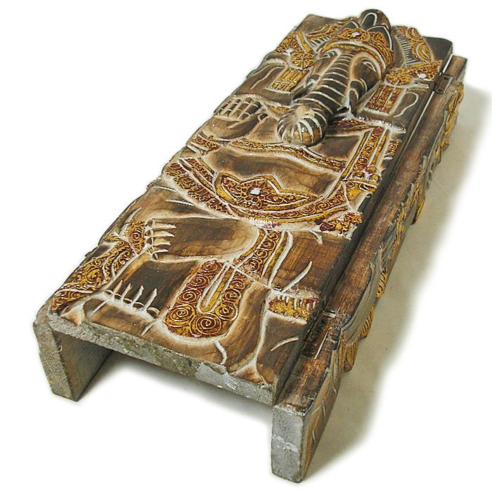木彫りのレリーフ『ガネーシャ』茶 浮彫り [縦59cmx横39cm
