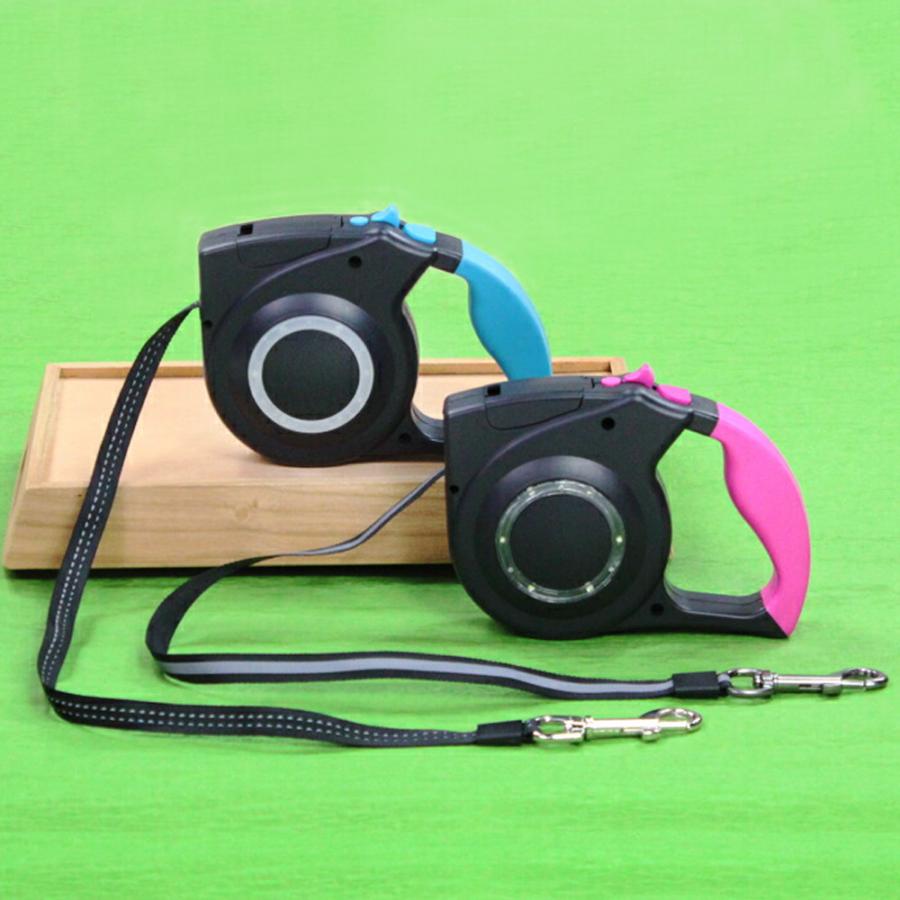 【送料無料】30%off 伸縮 ペットリード ペット リード 最長約4m LED ピンク ブルー ライト付き 夕方 夜 小型犬 中型犬 約15kgまで 自動巻き取り式 散歩 krd18 | 