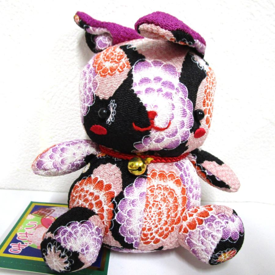 和柄ちりめんうさぎ ぬいぐるみ（大） 黒色・菊柄 : Animaux mignons