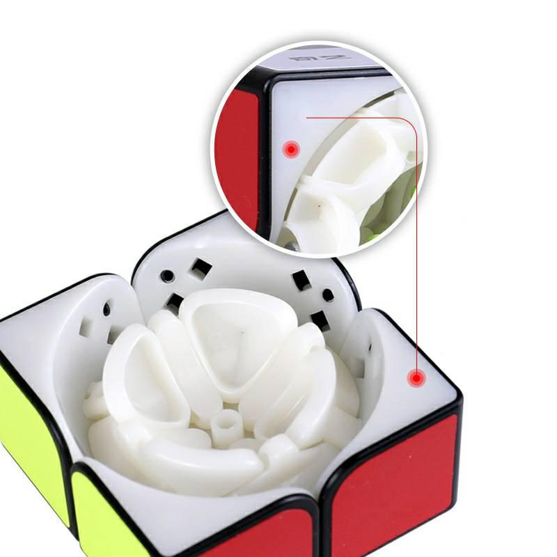 スピード キューブ 2×2 ルービック 脳トレ おもちゃ パズル 知育玩具 育脳 知能 ゲーム 立体 回転 子供 パズルゲーム 知育玩具 認知症 予防 安い |  | 02