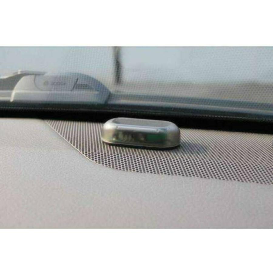 ダミー セキュリティ ライト 赤 LED ソーラー 太陽光 防犯 車 汎用 点滅 充電 防犯 車上荒らし 盗難 対策 |  | 03