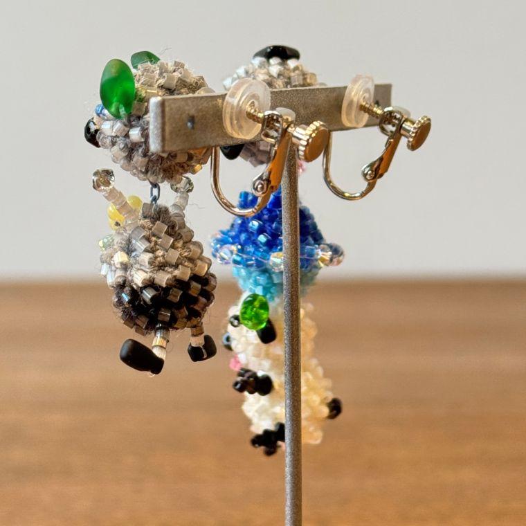 アルベロベロ(Alberobello)オレボレブラぶたさんビーズモチーフ