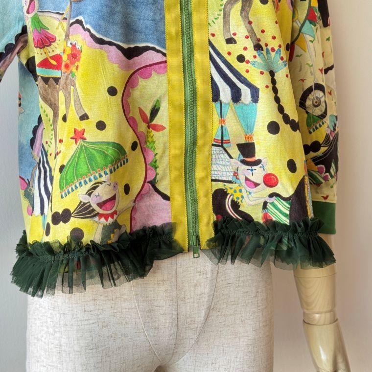 【美品】アルベロベロ 「みんな一緒」 ぶたさん 総柄プリント カーディガン ALBEROBELLO 【40％OFF SALE】アルベロベロ(Alberobello