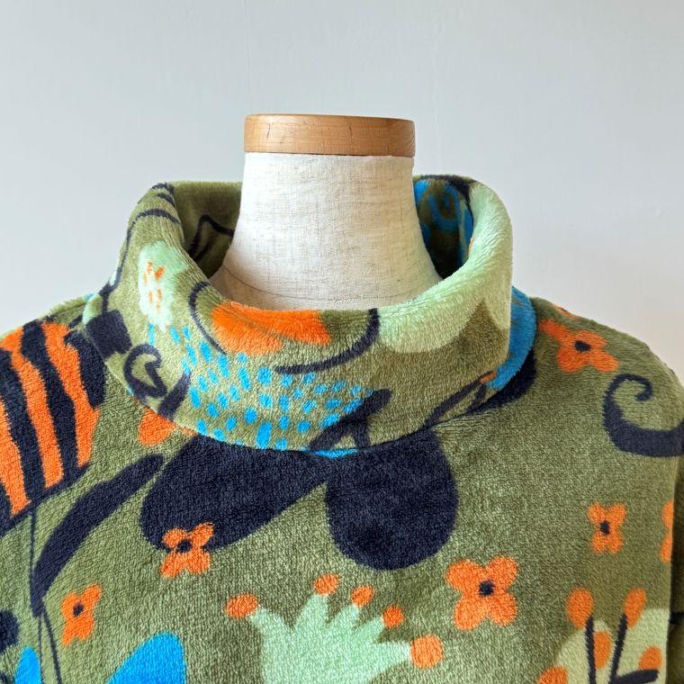 OLLEBOREBLA アルベロベロ フリースチュニック　ぶたさん　ブタさん OLLEBOREBLA アルベロベロ フリースチュニック ぶたさん ブタさん