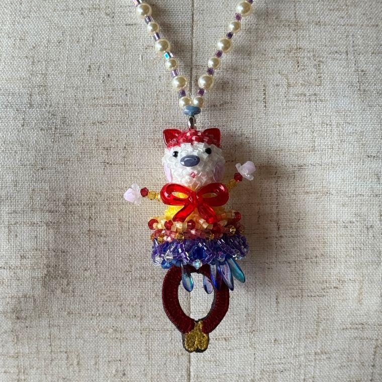 【新品】アルベロベロ メガネチェーンブタさんビーズ 新品】アルベロベロ メガネチェーンブタさんビーズ アルベロベロ