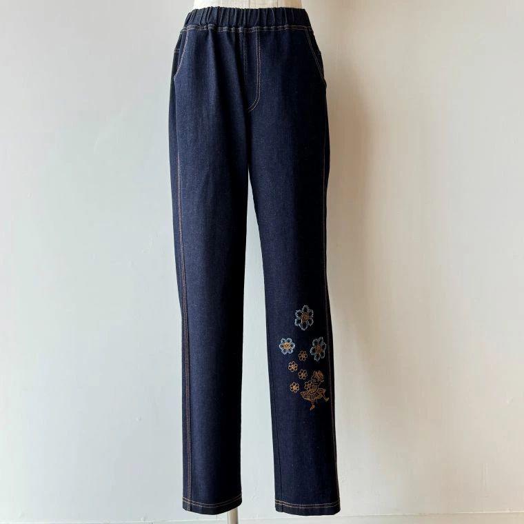 【40％OFF SALE】アルベロベロ(Alberobello)オレボレブラぶたさん刺繍入り ストレッチデニムパンツ（コン）【2025 WINTER COLLECTION】送料無料