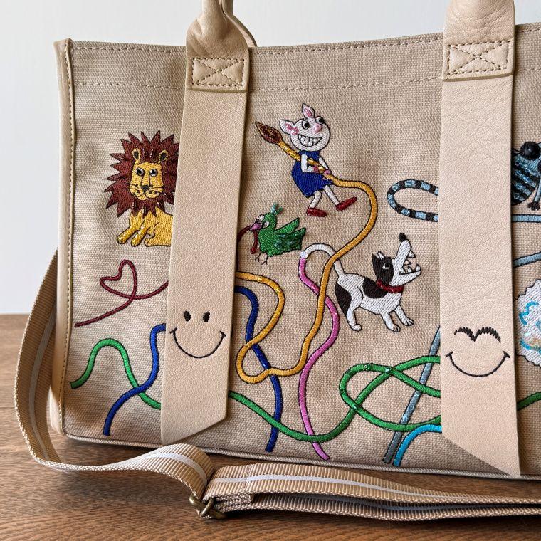 OLLEBOREBLA アルベロベロ　リバーシブルトレーナー　アニマル 未使用 OLLEBOREBLA ALBEROBELLO オレボレブラ アルベロベロ ぶたさん