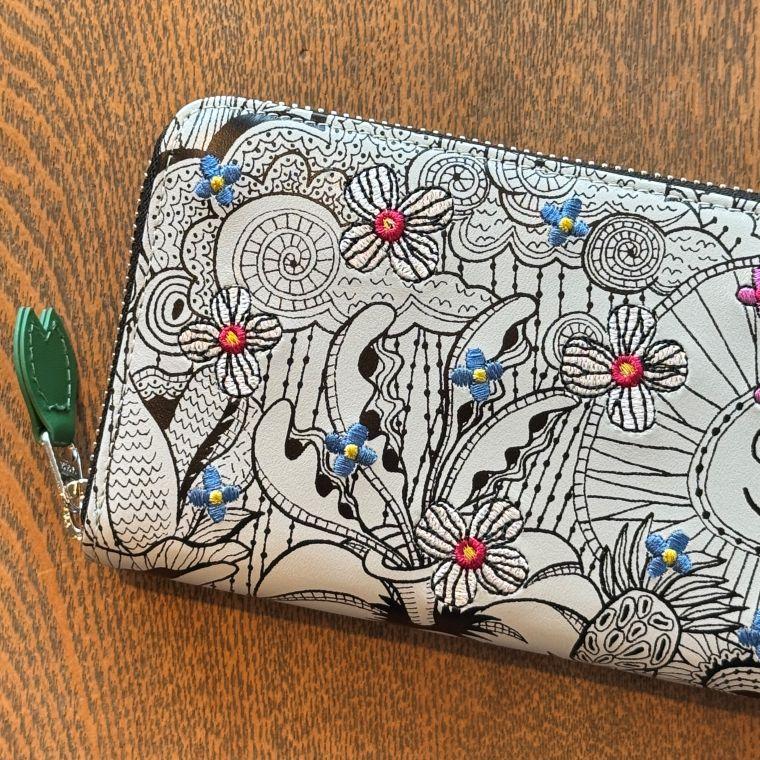 アルベロベロ★オレボレブラ豚さん刺繍★財布★2025新作☆週末値下げ！！！ ALBEROBELLO アルベロベロ(Alberobello)オレボレブラぶたさん刺繍入り