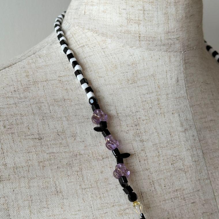 アルベロベロ(Alberobello)オレボレブラぶたさんビーズモチーフ付き