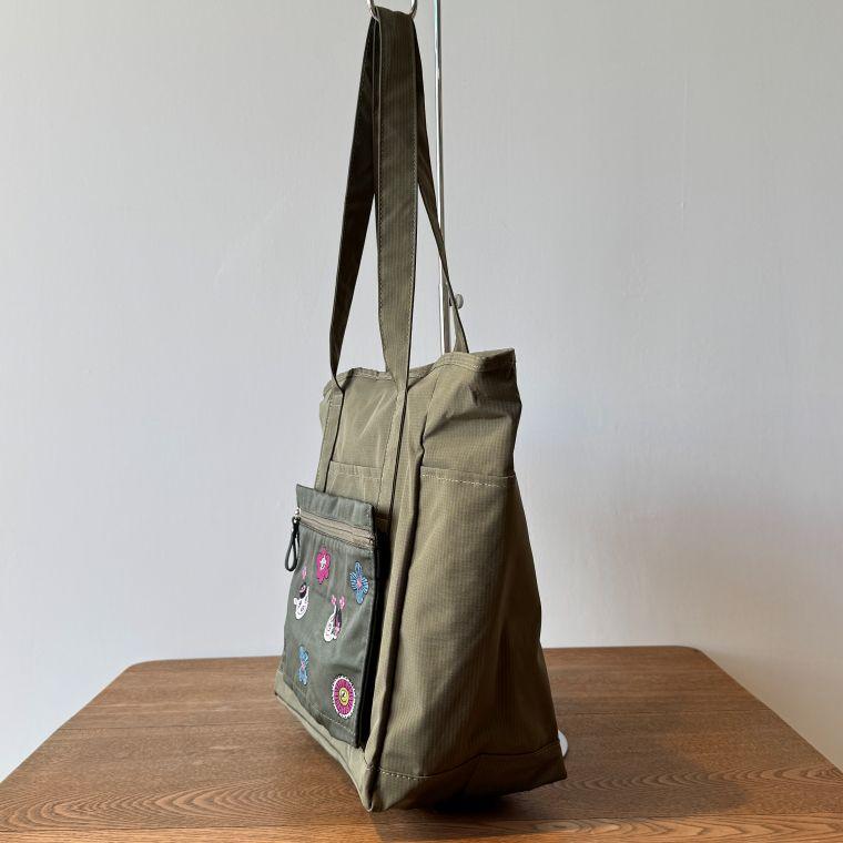 ALBEROBELLO アルベロベロ(Alberobello)オレボレブラぶたさん刺繍