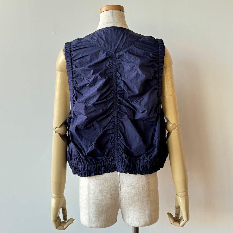 半額以下新品アルベロベロブタさん手編みモチーフベスト50600円　オレボレボラ 半額以下新品アルベロベロブタさん手編みモチーフベスト