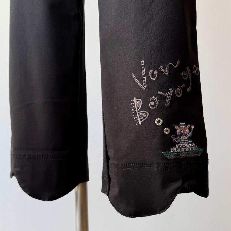 アルベロベロ　オレボレブラ　クロップド　イージーパンツ　ブタさん刺繍　ビジュー ALBEROBELLO 【20％OFF SALE】アルベロベロ(Alberobello)オレボレブラ