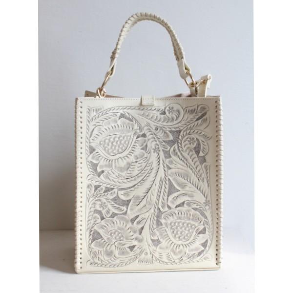 期間限定sale Carvingtribes Grace Continental Rita グレースコンチネンタル ショルダーバッグ マエストラ カービングバッグ カービングトライブス グレースコンチネンタルならannie 通販 Yahoo ショッピング