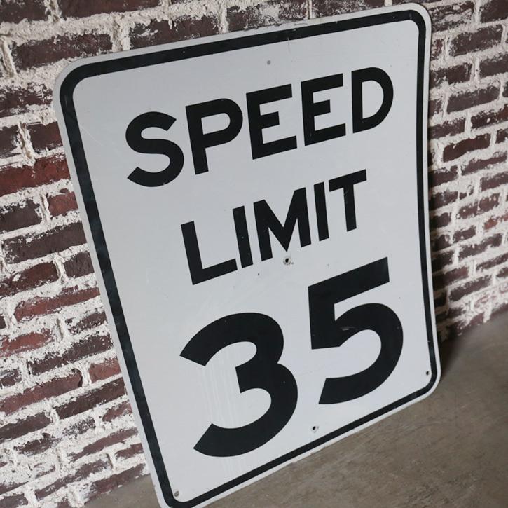SPEED LIMIT 35 看板 アメリカ 道路標識 ヴィンテージ 白 ロードサイン