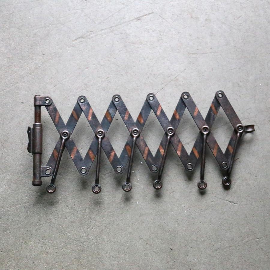 ラック インダストリアル アンティーク フック クロージング ハンガーラック ジャパンカラー アイアン家具 木製 ヴィンテージ a2403