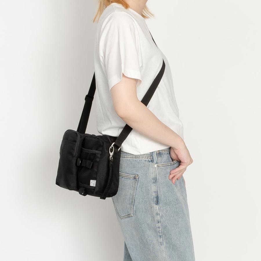 ショルダーバッグ メンズ レディース 軽量 散歩用品 お散歩バッグ 犬 マザーズバッグ 斜めがけ 肩掛け ポケット 多収納 多機能 リードホルダー 消臭ネーム付き | propellerheads | 19