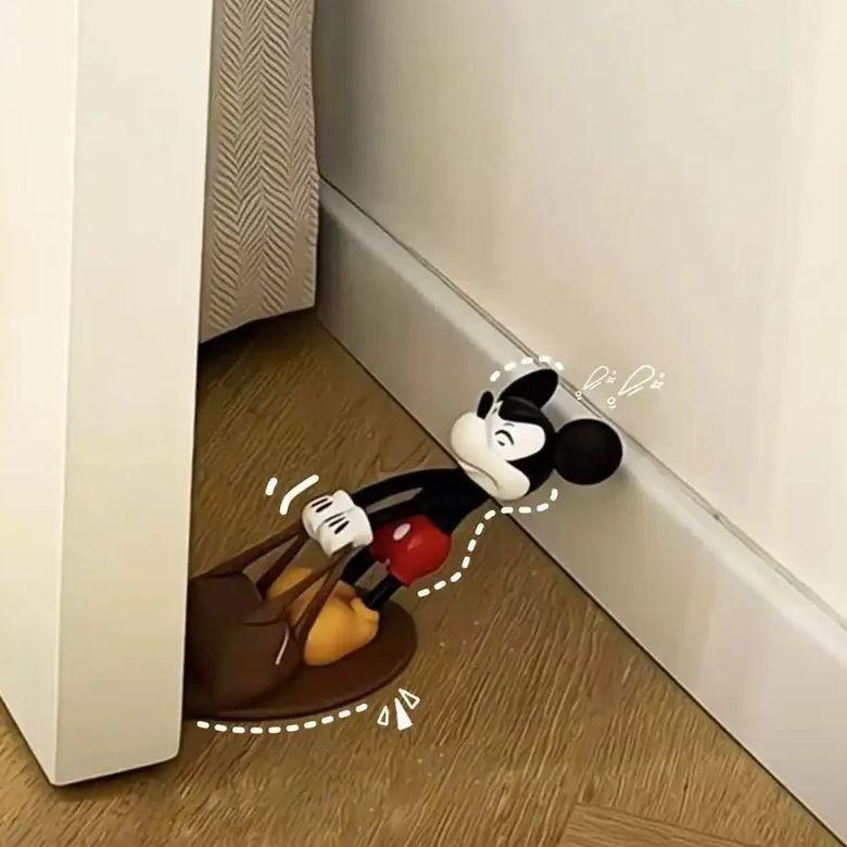 ミッキー、ミニー　フィギュア　置物　ドアストッパー　テリア　2点 ミッキー、ミニー フィギュア 置物 ドアストッパー テリア 2点