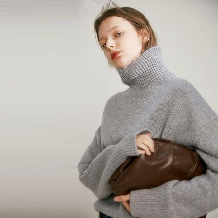 レディース ニット  　WOOL100％　　ハイネック  プルオーバー 　ゆたっり　　ウールセーター トップス　ふわふわ冬の定番ニット[６色展開]