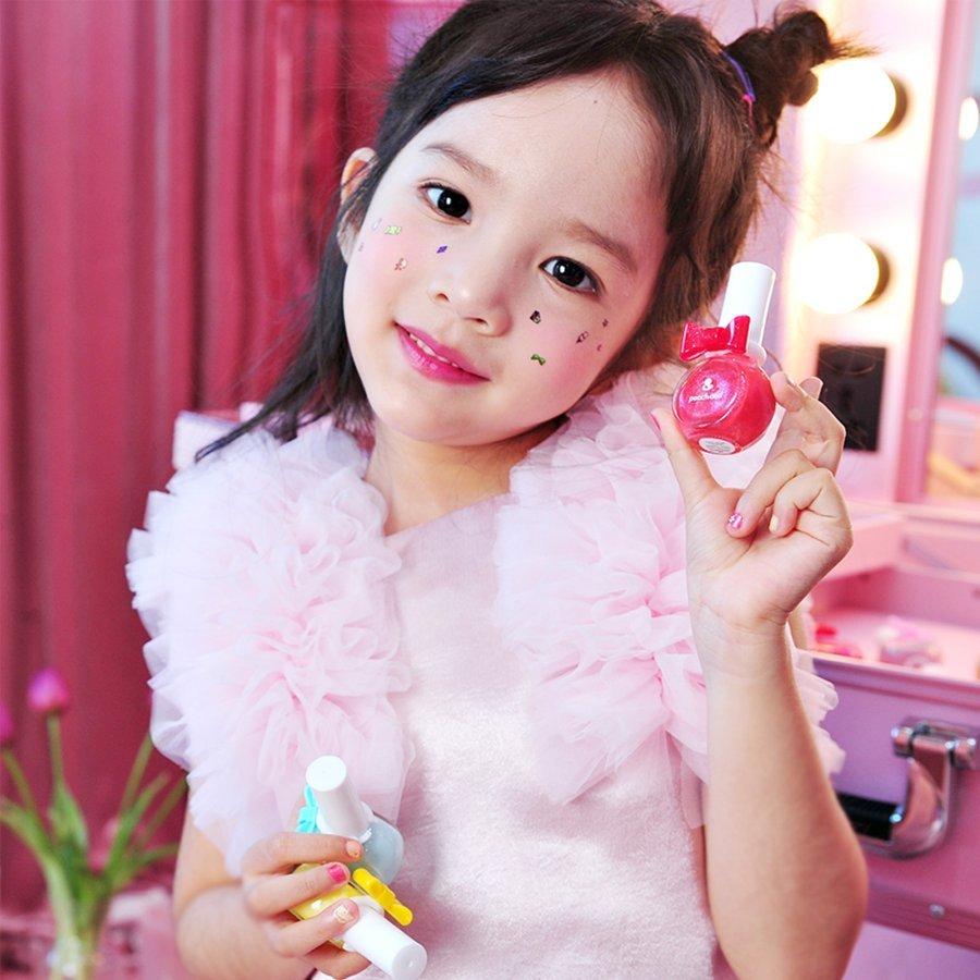 大人も着やすいシンプルファッション Peachand プリンセスネイルカラー ピーチアンド 石鹸で落とせるマニキュア 女の子 子供用 安全成分 誕生日 クリスマス プレゼント キッズコスメ Materialworldblog Com