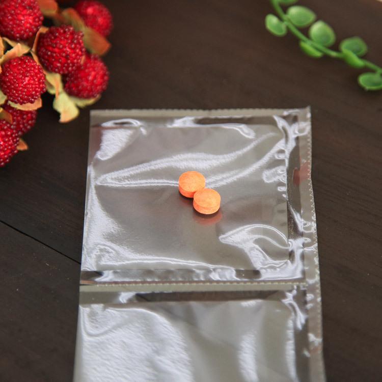 メニワン Duo One Eye R(旧メニわんEyeII) 犬猫用 体重1kg〜9kg 1日4粒