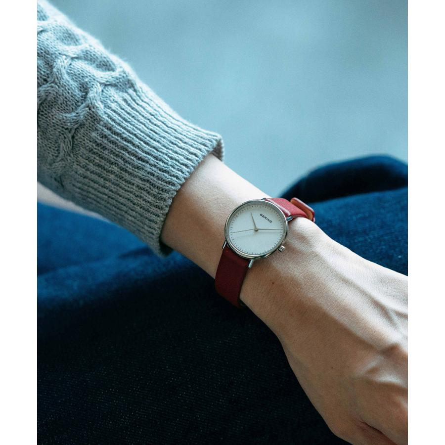 BERING（ベーリング） 腕時計 BERING Changes mini 29mm 15729-604-3H BERING 時計 15729-604-3H レッドストラップ