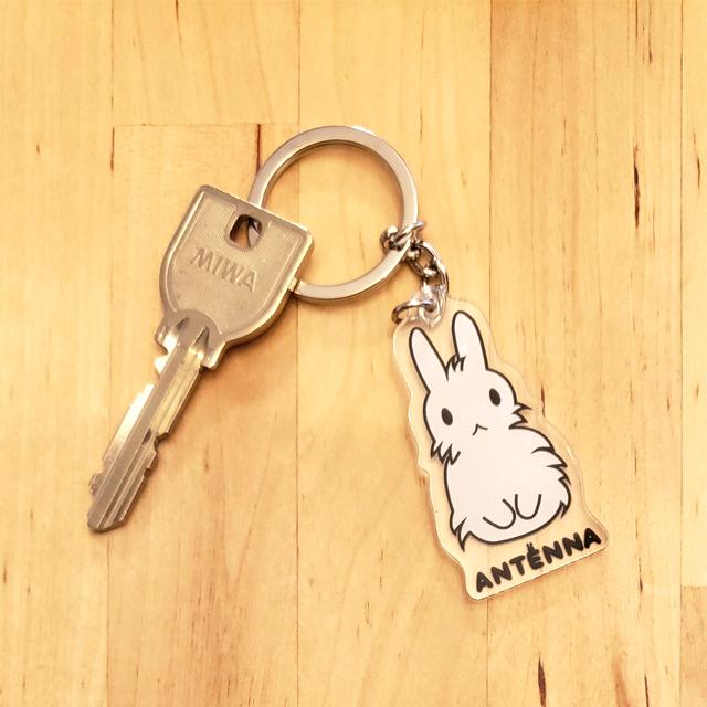 メール便発送】ANTENNAオリジナル うさぎアクリルキーホルダー