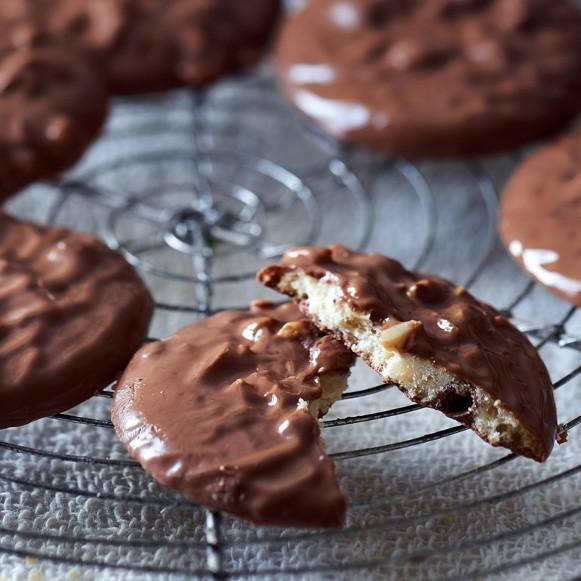 ショコラ ショコラ 秋冬限定 5個入 チョコ クッキー プティケーキ 栗 ギフト 詰め合わせ スイーツ ブランド 百貨店 贈り物 個包装 御歳暮 御年賀 Ccm 10a アンテノールyahoo ショップ 通販 Yahoo ショッピング