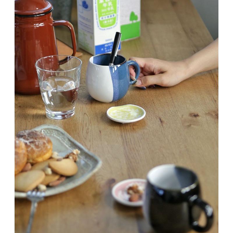 マグカップ おしゃれ 日本製 電子レンジ対応 食洗機対応 プレゼント :2M00015:antiqcafe - 通販 - Yahoo!ショッピング