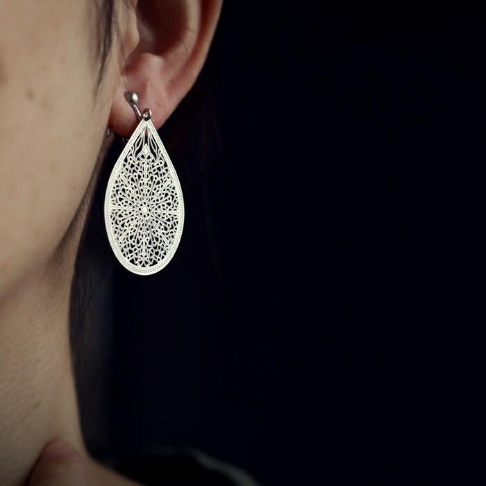 イヤリング レディース アクセサリー 揺れる おしゃれ プレゼント アンティカフェ Cj Antiqcafe 通販 Yahoo ショッピング