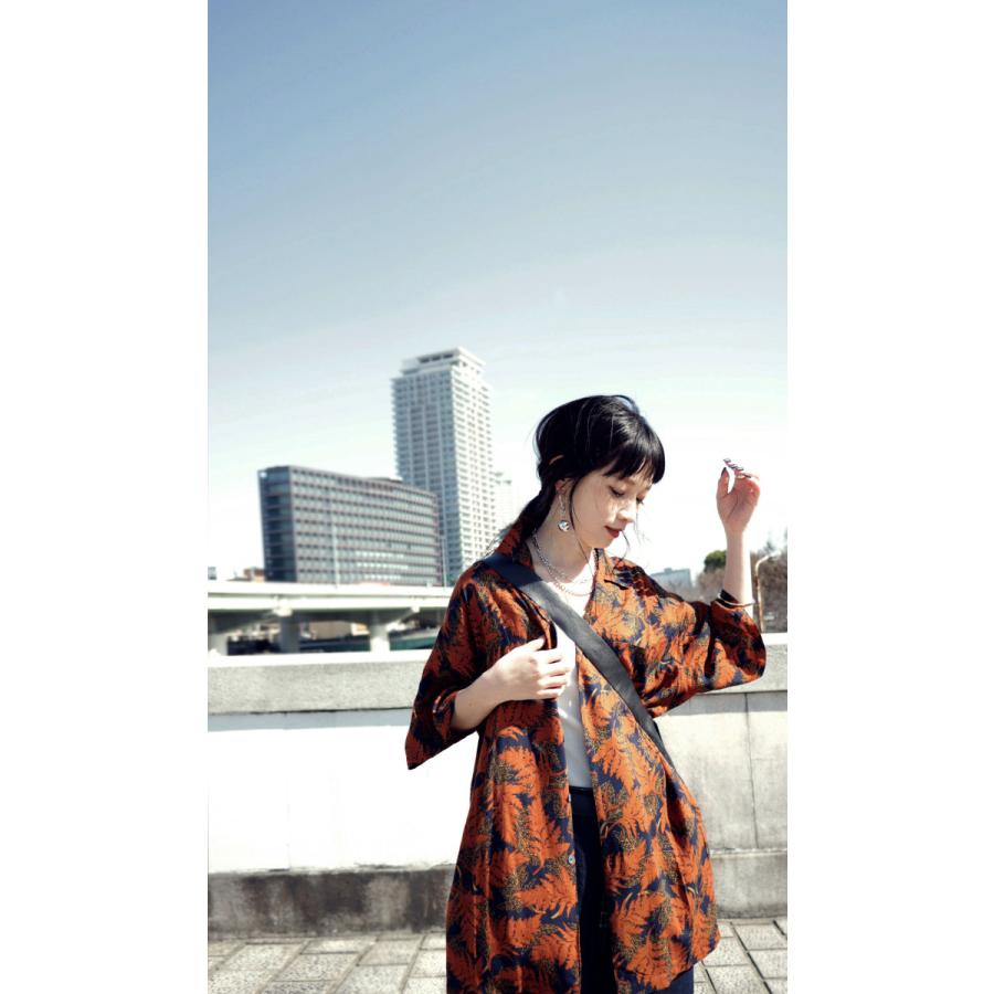 リーフ柄シャツ シャツ レディース トップス 半袖 柄シャツ 6月24日10時 発売 メール便不可 Fo Antiqua 通販 Yahoo ショッピング