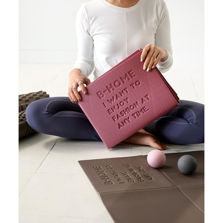 antiqua 廣田なおさん公式プロデュース！折り畳みヨガマット